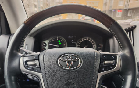 Toyota Land Cruiser 200, 2016 год, 6 500 000 рублей, 13 фотография