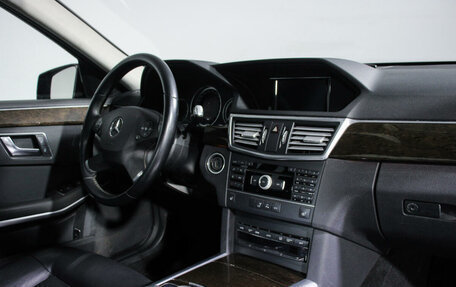 Mercedes-Benz E-Класс, 2012 год, 1 800 000 рублей, 9 фотография