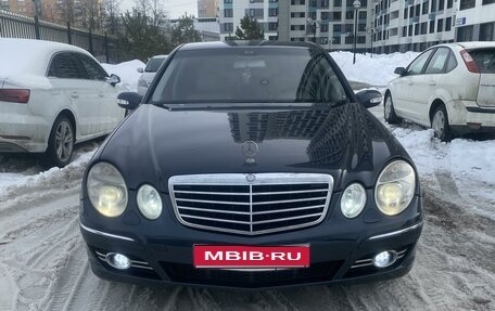Mercedes-Benz E-Класс, 2002 год, 890 000 рублей, 1 фотография