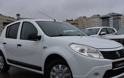 Renault Sandero I, 2013 год, 749 000 рублей, 1 фотография