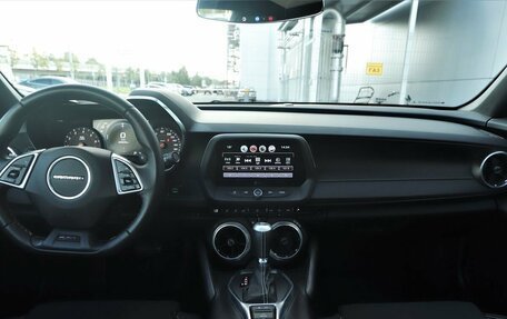 Chevrolet Camaro VI, 2017 год, 3 682 588 рублей, 10 фотография