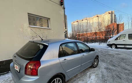 Toyota Corolla, 2004 год, 800 000 рублей, 2 фотография