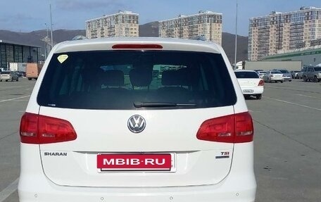 Volkswagen Sharan II, 2012 год, 1 360 000 рублей, 2 фотография