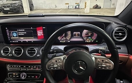 Mercedes-Benz E-Класс, 2019 год, 4 700 000 рублей, 5 фотография