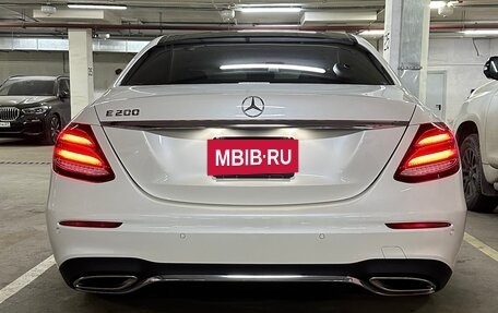 Mercedes-Benz E-Класс, 2019 год, 4 700 000 рублей, 4 фотография