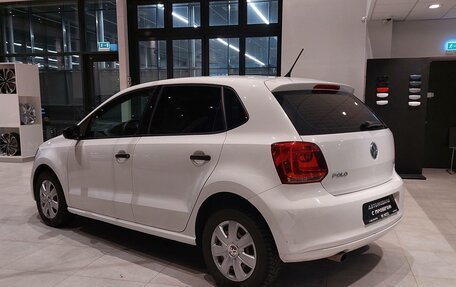 Volkswagen Polo VI (EU Market), 2010 год, 875 000 рублей, 4 фотография