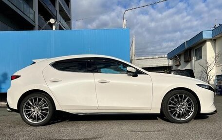 Mazda 3, 2021 год, 1 250 000 рублей, 3 фотография