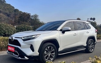 Toyota RAV4, 2021 год, 2 412 000 рублей, 1 фотография