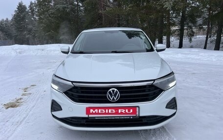 Volkswagen Polo VI (EU Market), 2021 год, 1 675 000 рублей, 2 фотография