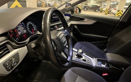 Audi A4, 2017 год, 2 350 000 рублей, 12 фотография