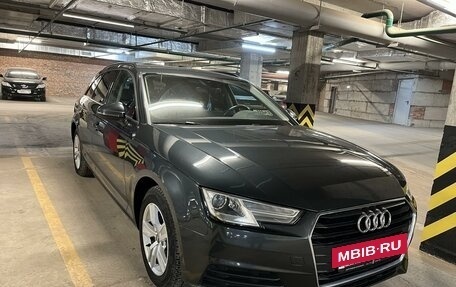 Audi A4, 2017 год, 2 350 000 рублей, 5 фотография