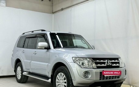 Mitsubishi Pajero IV, 2013 год, 2 750 000 рублей, 3 фотография