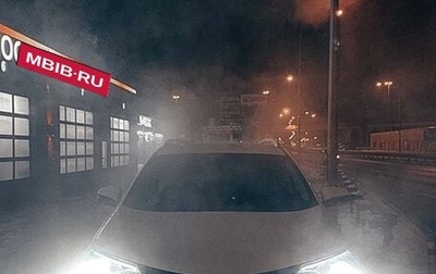 Toyota RAV4, 2015 год, 2 049 000 рублей, 1 фотография