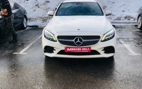 Mercedes-Benz C-Класс, 2018 год, 3 000 000 рублей, 2 фотография