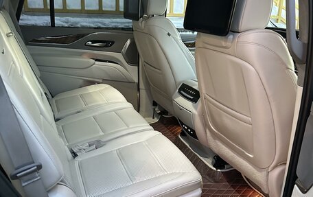 Cadillac Escalade V, 2021 год, 14 500 000 рублей, 13 фотография