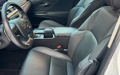 Lexus ES VII, 2020 год, 4 850 000 рублей, 7 фотография