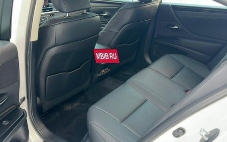 Lexus ES VII, 2020 год, 4 850 000 рублей, 17 фотография