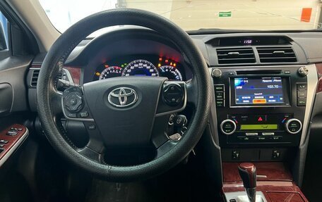 Toyota Camry, 2013 год, 1 665 000 рублей, 10 фотография