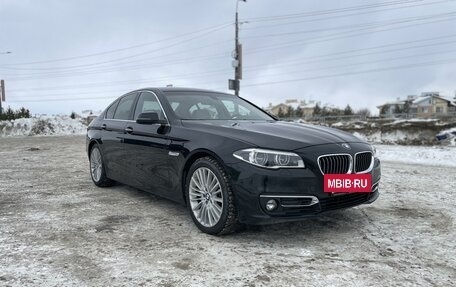 BMW 5 серия, 2016 год, 2 900 000 рублей, 2 фотография
