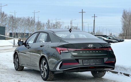 Hyundai Elantra, 2023 год, 2 450 000 рублей, 6 фотография