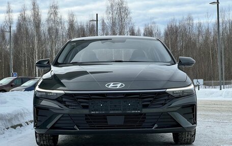 Hyundai Elantra, 2023 год, 2 450 000 рублей, 4 фотография