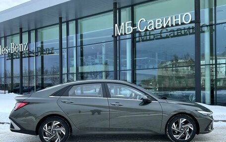 Hyundai Elantra, 2023 год, 2 450 000 рублей, 9 фотография
