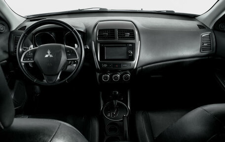 Mitsubishi ASX I рестайлинг, 2013 год, 1 378 000 рублей, 12 фотография