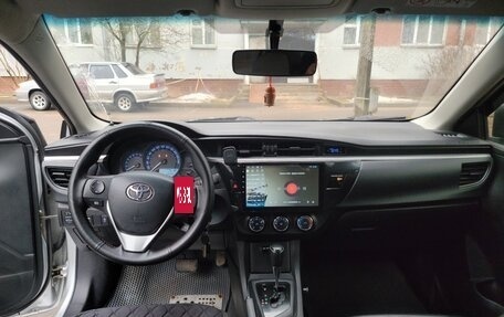Toyota Corolla, 2013 год, 1 400 000 рублей, 8 фотография