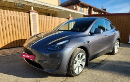 Tesla Model Y I, 2021 год, 4 599 000 рублей, 2 фотография