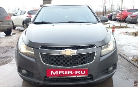 Chevrolet Cruze II, 2011 год, 600 000 рублей, 2 фотография