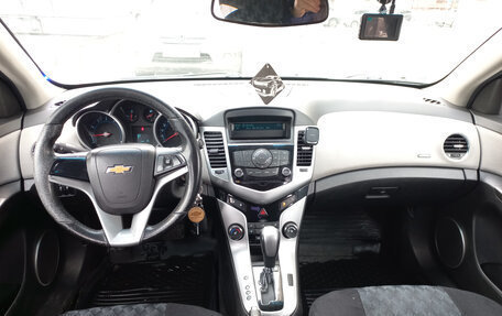 Chevrolet Cruze II, 2011 год, 600 000 рублей, 14 фотография