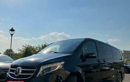 Mercedes-Benz V-Класс, 2018 год, 14 999 999 рублей, 2 фотография