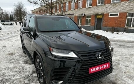 Lexus LX, 2022 год, 19 000 000 рублей, 2 фотография
