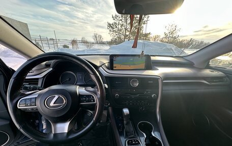 Lexus RX IV рестайлинг, 2018 год, 4 200 000 рублей, 5 фотография