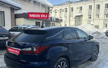Lexus RX IV рестайлинг, 2018 год, 4 200 000 рублей, 3 фотография