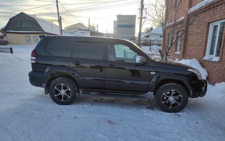 Toyota Land Cruiser Prado 120 рестайлинг, 2006 год, 1 880 000 рублей, 10 фотография