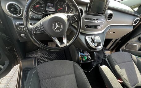 Mercedes-Benz V-Класс, 2016 год, 6 700 000 рублей, 7 фотография