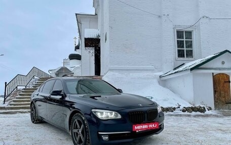 BMW 7 серия, 2015 год, 2 000 000 рублей, 10 фотография