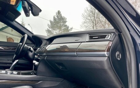 BMW 7 серия, 2015 год, 2 000 000 рублей, 18 фотография
