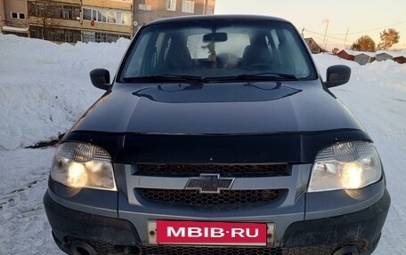 Chevrolet Niva I рестайлинг, 2012 год, 530 000 рублей, 5 фотография