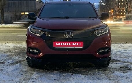 Honda Vezel, 2018 год, 2 150 000 рублей, 23 фотография
