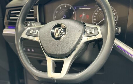 Volkswagen Touareg III, 2019 год, 5 950 000 рублей, 6 фотография