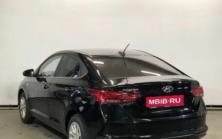 Hyundai Solaris II рестайлинг, 2021 год, 1 800 000 рублей, 7 фотография