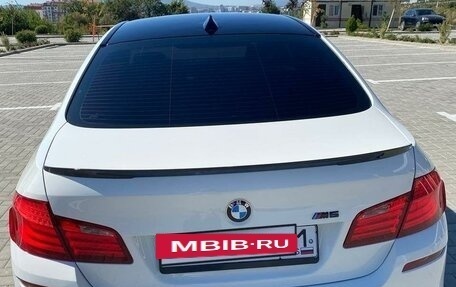 BMW 5 серия, 2011 год, 1 850 000 рублей, 17 фотография