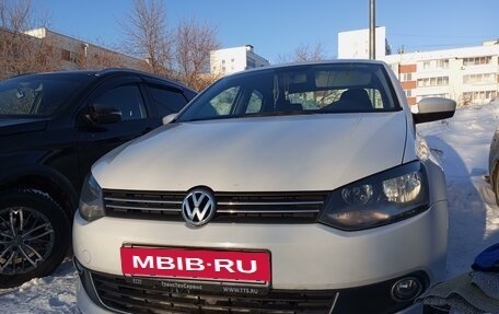 Volkswagen Polo VI (EU Market), 2011 год, 850 000 рублей, 1 фотография