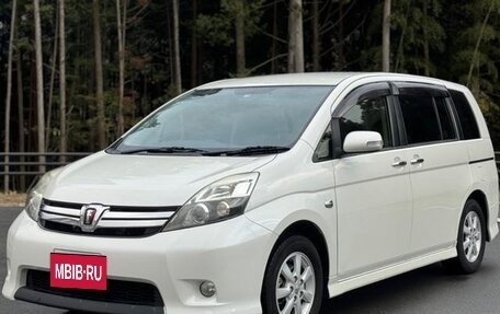Toyota ISis I, 2013 год, 940 000 рублей, 3 фотография