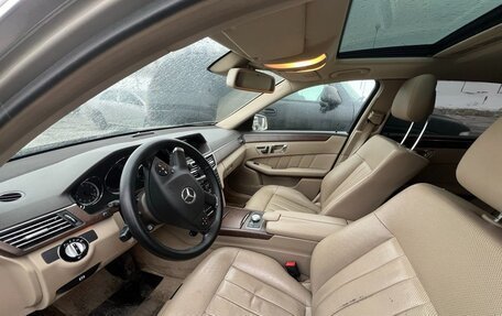 Mercedes-Benz E-Класс, 2009 год, 1 300 000 рублей, 9 фотография