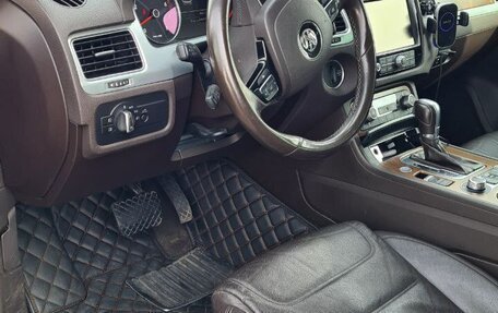Volkswagen Touareg III, 2015 год, 2 700 000 рублей, 4 фотография
