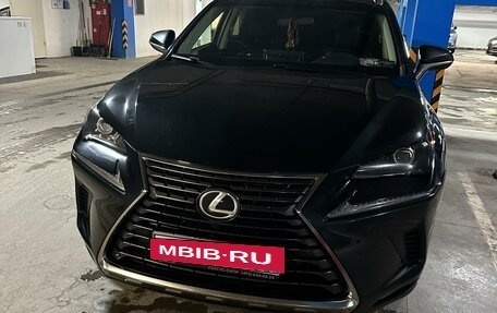 Lexus NX I, 2017 год, 3 190 000 рублей, 3 фотография