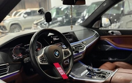 BMW X7, 2021 год, 10 450 000 рублей, 8 фотография